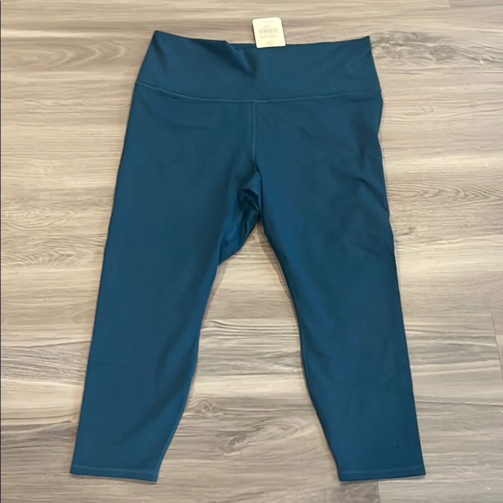 Fabletics High-Waisted Powerhold 7/8 Leggings 3XL